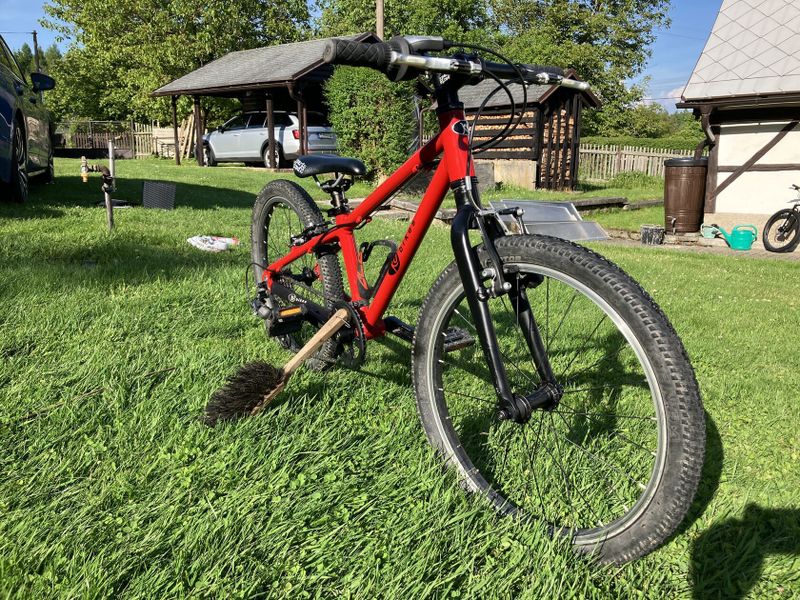Lehke detske kolo Kubikes 20