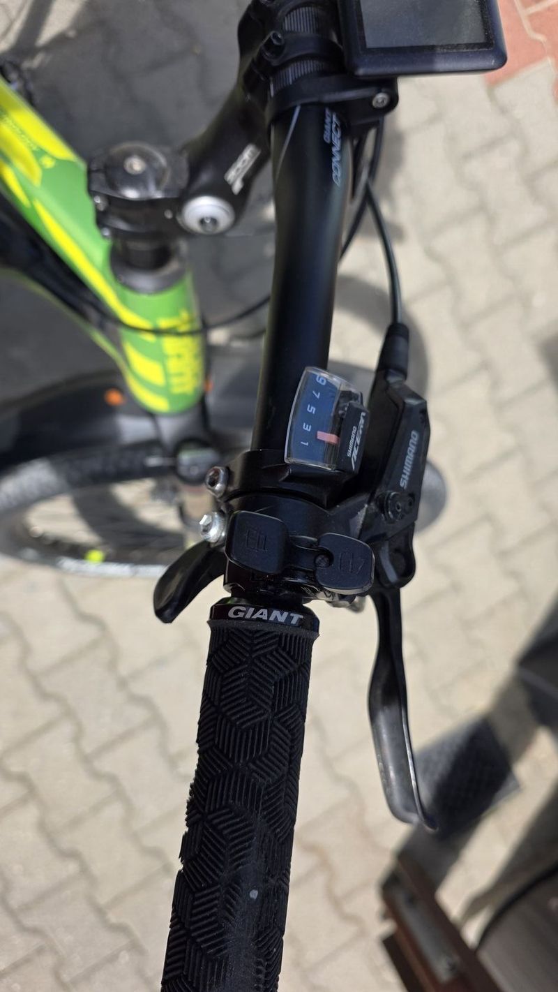 Prodám velice zachovalé, pravidelně servizované elektrokolo Giant XL s pohonem Yamaha,