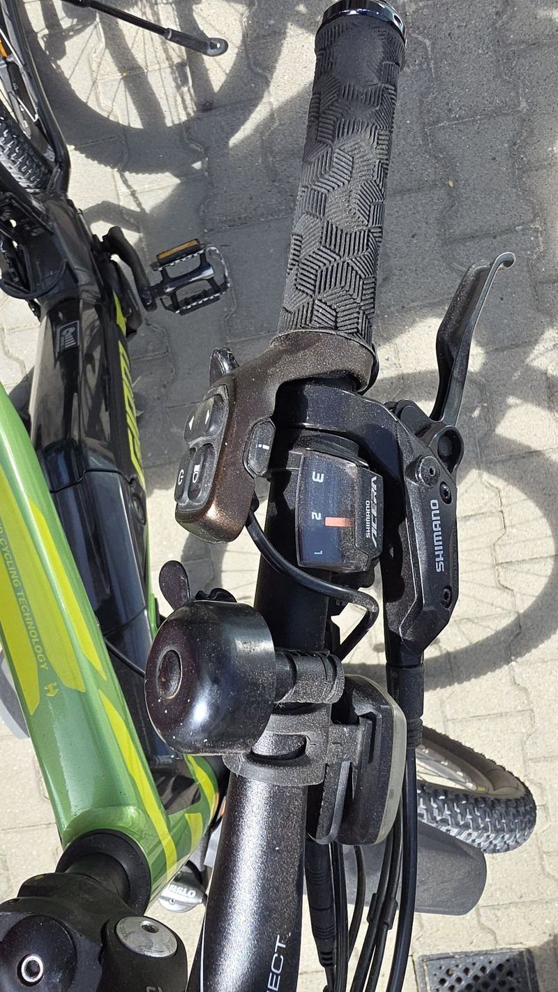 Prodám velice zachovalé, pravidelně servizované elektrokolo Giant XL s pohonem Yamaha,