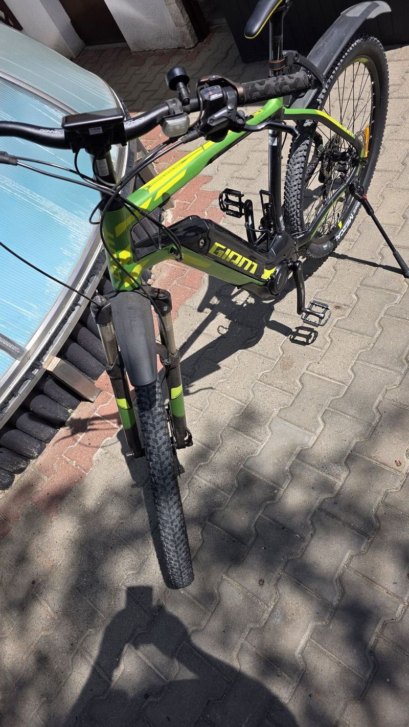 Prodám velice zachovalé, pravidelně servizované elektrokolo Giant XL s pohonem Yamaha,