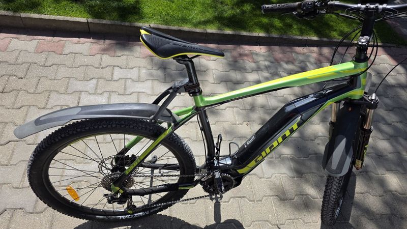 Prodám velice zachovalé, pravidelně servizované elektrokolo Giant XL s pohonem Yamaha,