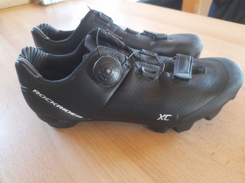 MTB cyklistické tretry