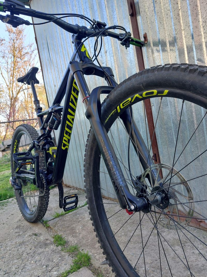 Prodám Specialized 2018 Enduro Comp 29/6Fattie velikost L