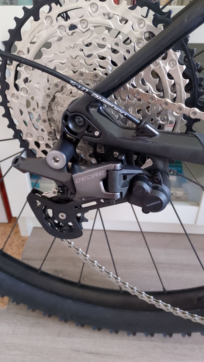 Prodám karbon Canyon Exceed CF SL 6 , nastaveno na +- 175cm