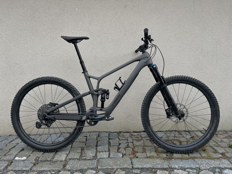 Trek fuel ex 9.7 gen 6 mercury