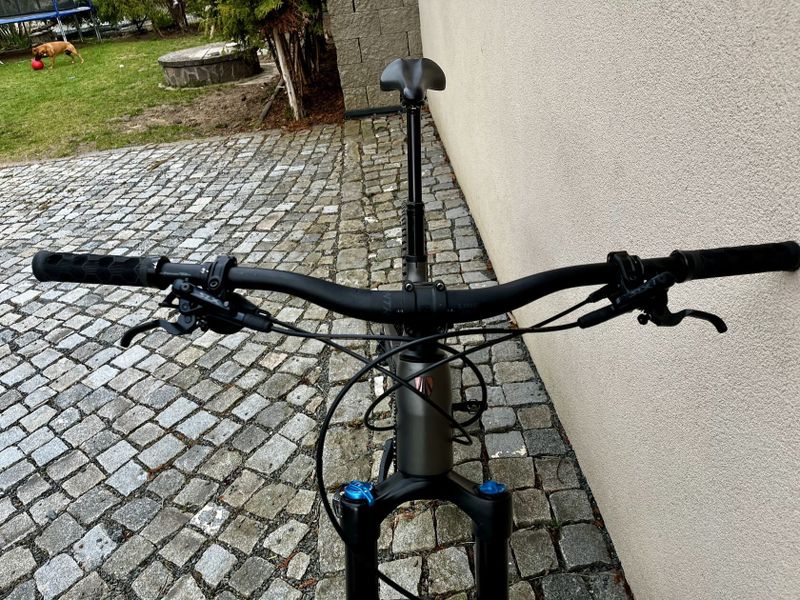 Trek fuel ex 9.7 gen 6 mercury