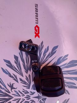 SRAM Eagle zbylé komponenty, ovladač POD1kazeta XX1 gold 1299, převodníky +řetěz 