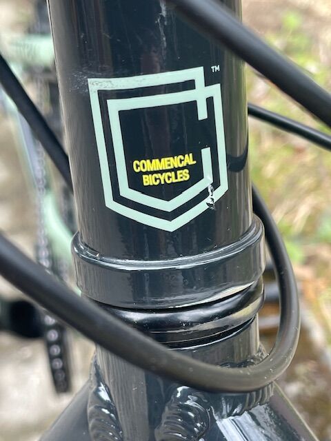 Dětské kolo 24, Commencal Ramones 24 od 130cm, brzdy Shimano Deore