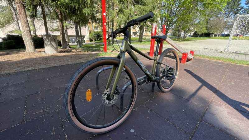 Dětské kolo SUPERIOR F.L.Y. 24 Matte Olive