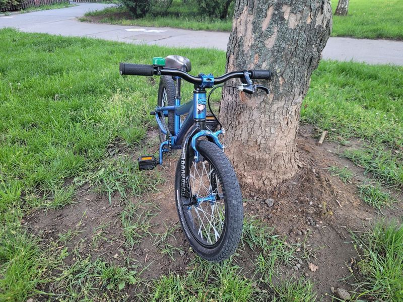 Specialized Hotrock 16" modrá metalíza 