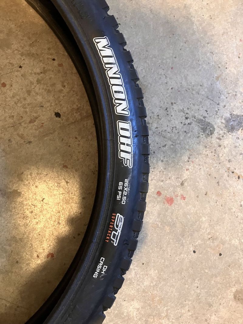 Maxxis DHF DH casing Super Tacky 26x2,5