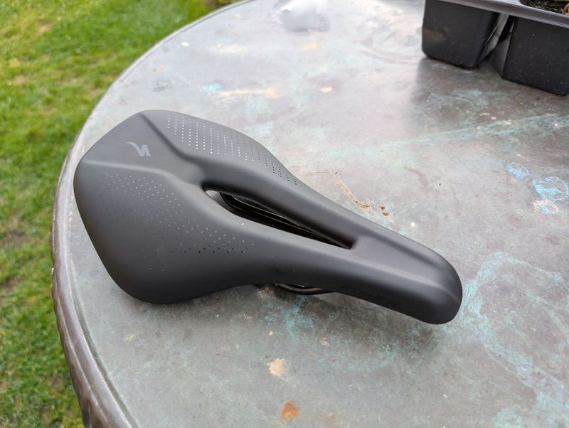 SPECIALIZED Power Comp Black 143 mm