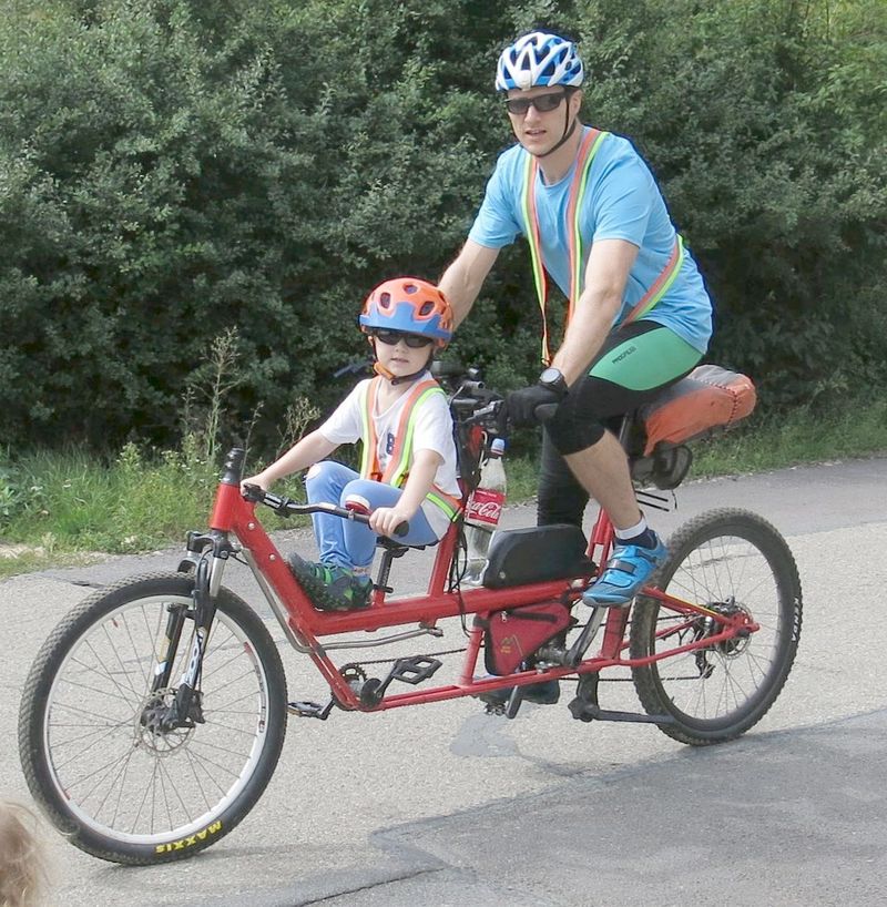 Elektrokolo dvojkolo = Tandem pro dospělého s dítětem | MTB expediční