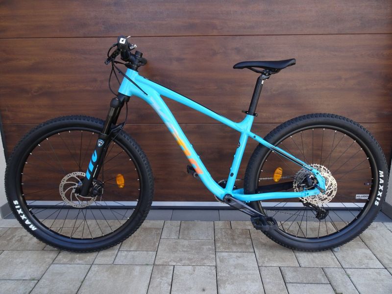 Kona Lanai, 27.5, M