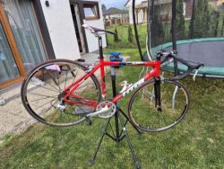Silniční kolo MB, Shimano Sora, karbonové komponenty, kola Mavic