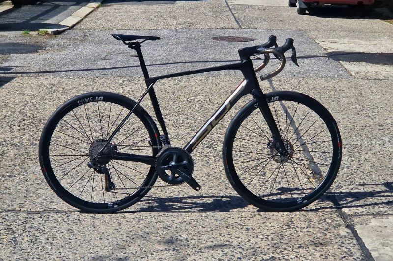Superior X-Road Team Issue Di2