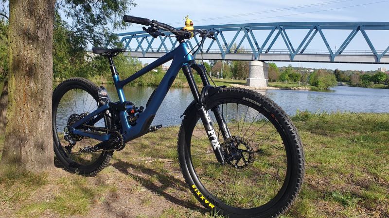 Specialized Enduro S4 *V ZÁRUCE* jako vel.L