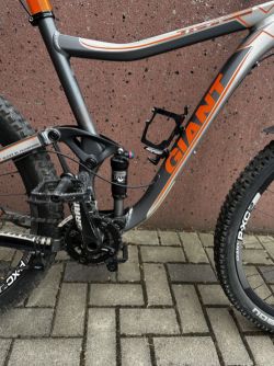 Giant Trance 29
