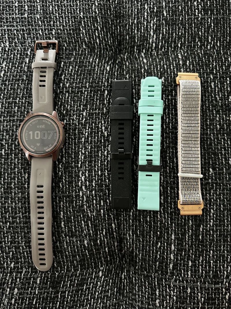 Garmin fenix 7s Sapphire Solar 