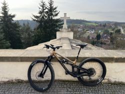 Prodám ojedinělý kousek Canyon Spectral 125 CF LTD