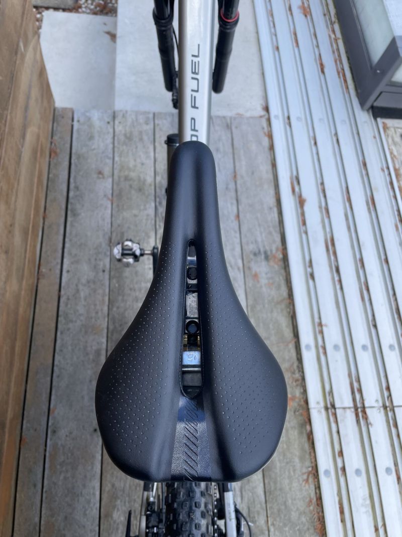 Trek Top Fuel 9.7
