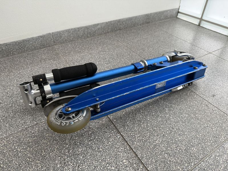 Skládací koloběžka Micro Sprite Sapphire Blue