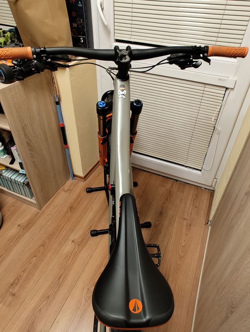 Predám Specialized stumpjumper L vo výbornom stave