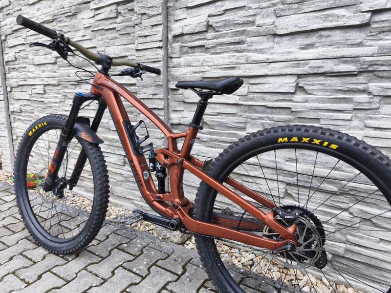 Trek Fuel EX 8 GEN 6, vel M, 2023