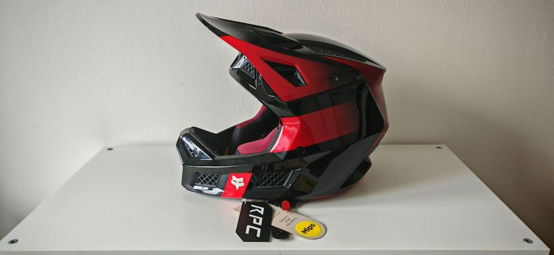 Fox Rampage Pro Carbon, Fox RPC, Přilba, Helma