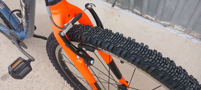 Rock Machine Thunder 26"