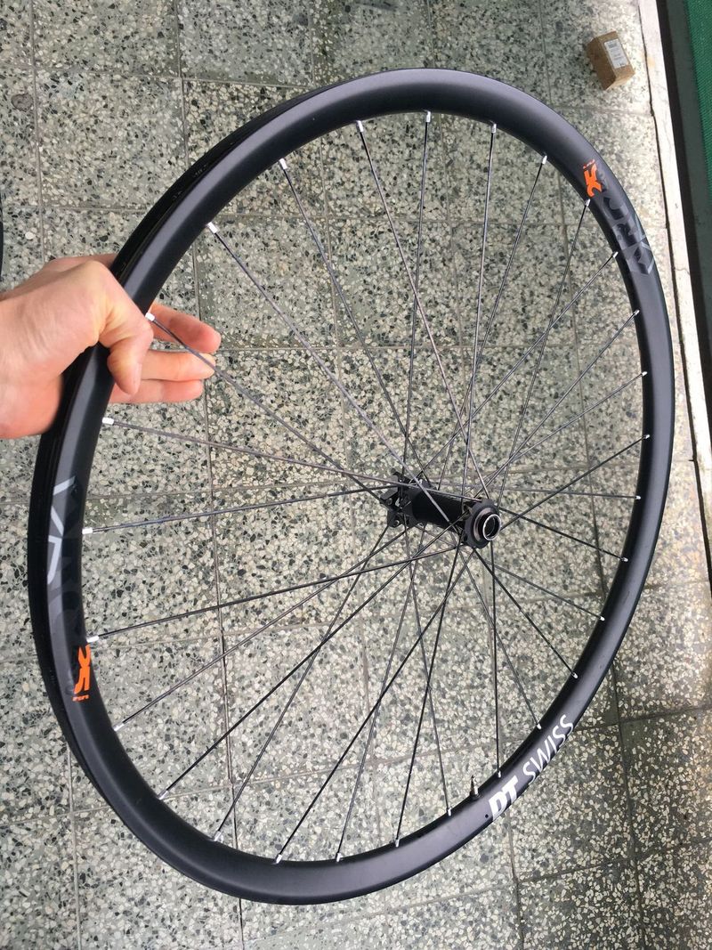 DT SWISS XRC 1200 BOOST 240s