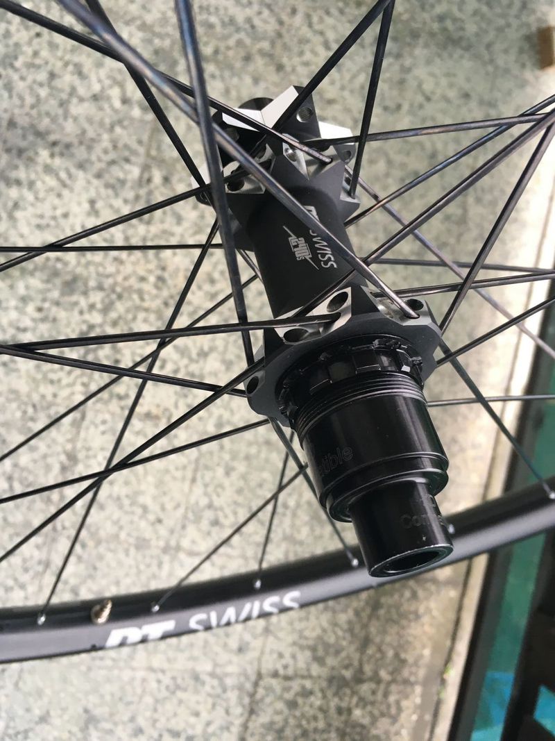 DT SWISS XRC 1200 BOOST 240s
