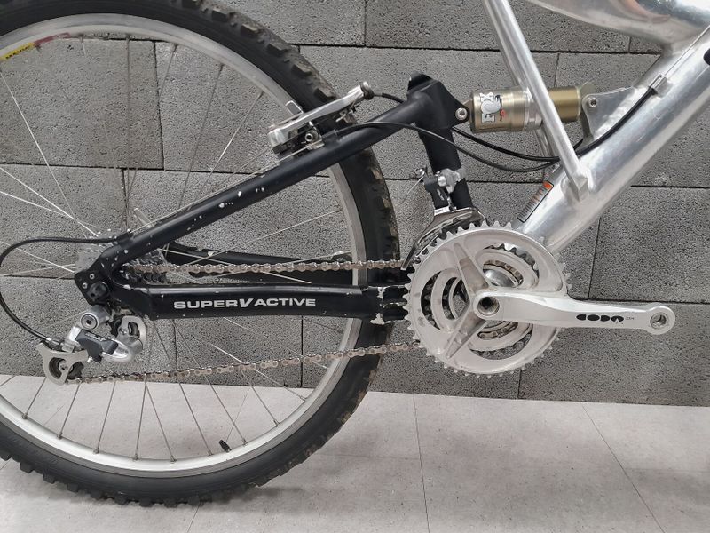 1996 Cannondale Super V 2000, velikost M, CODA 701M