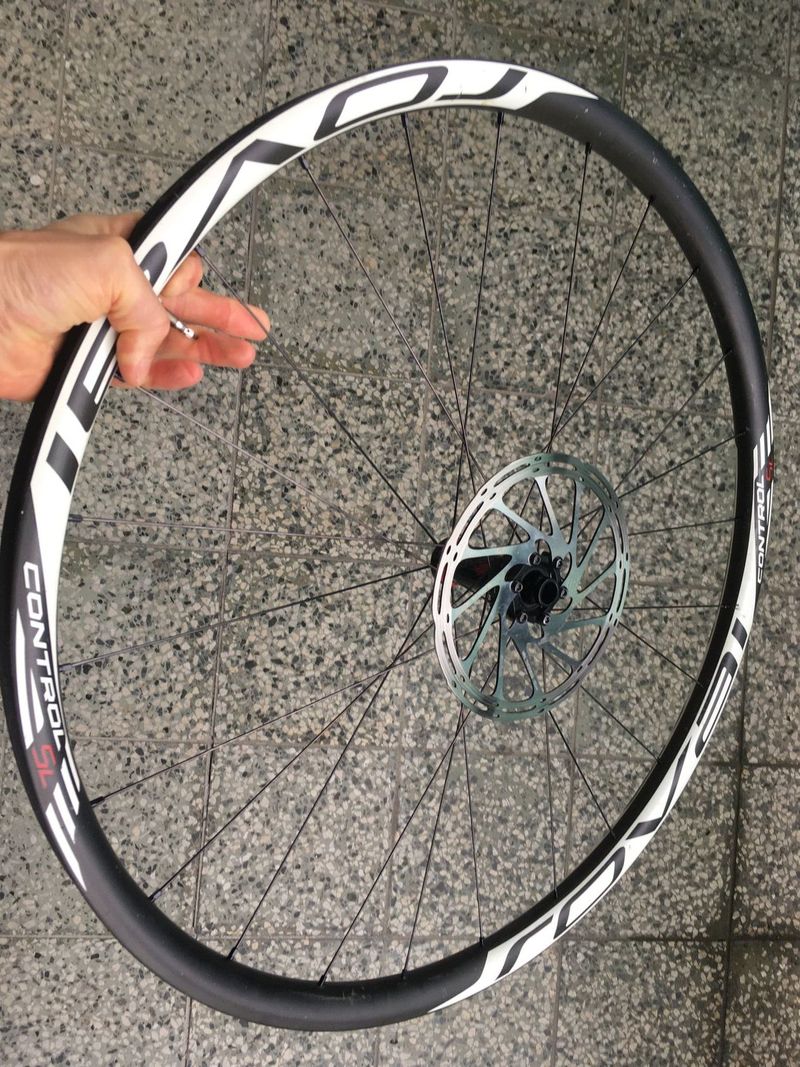 Roval control sl 1370g