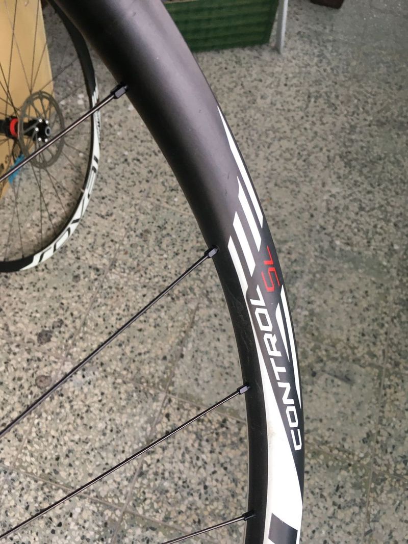 Roval control sl 1370g