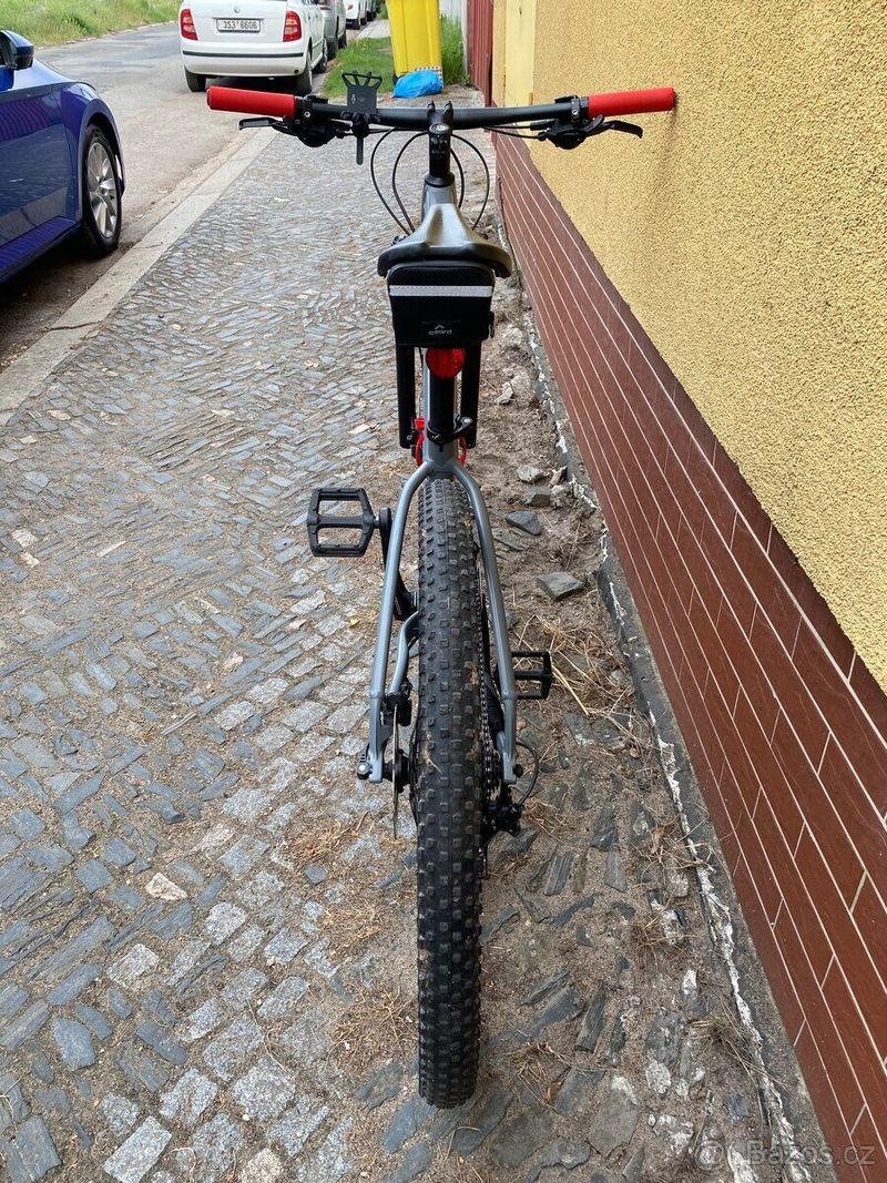 Trek X-Caliber 7 Horské kolo