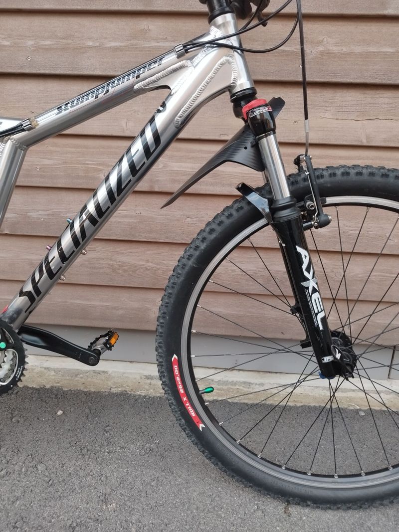Horské kolo Specialized Stumpjumper M4 stříbrná