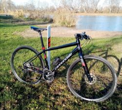 Cannondale - Gravel, fitness, silniční kolo, sada Shimano "105" Kotouče brzdy, vel. M/L
