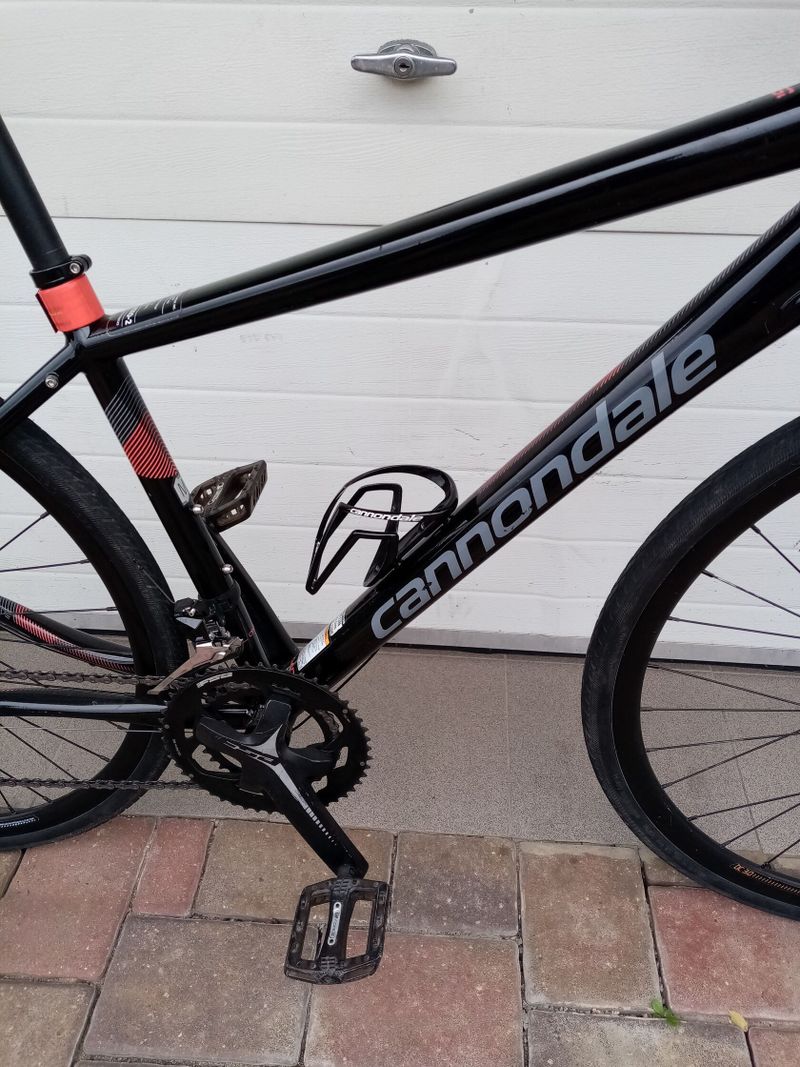 Cannondale - Gravel, fitness, silniční kolo, sada Shimano "105" Kotouče brzdy, vel. M/L