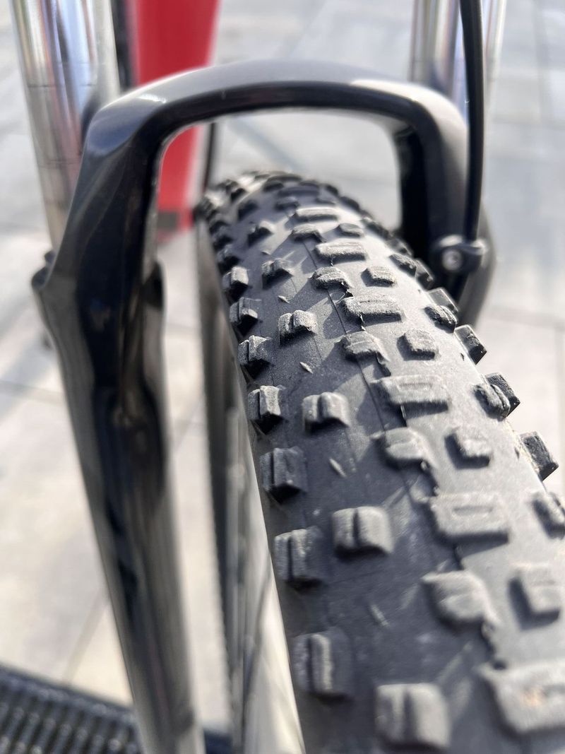 Prodám horské kolo GT Avalanche – skvělý stav!