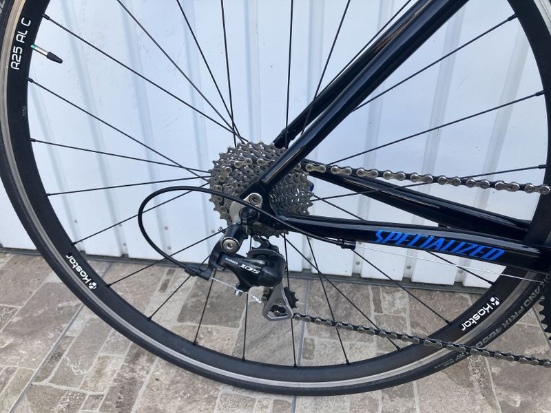 MALÉ SILNIČNÍ KOLO SPECIALIZED