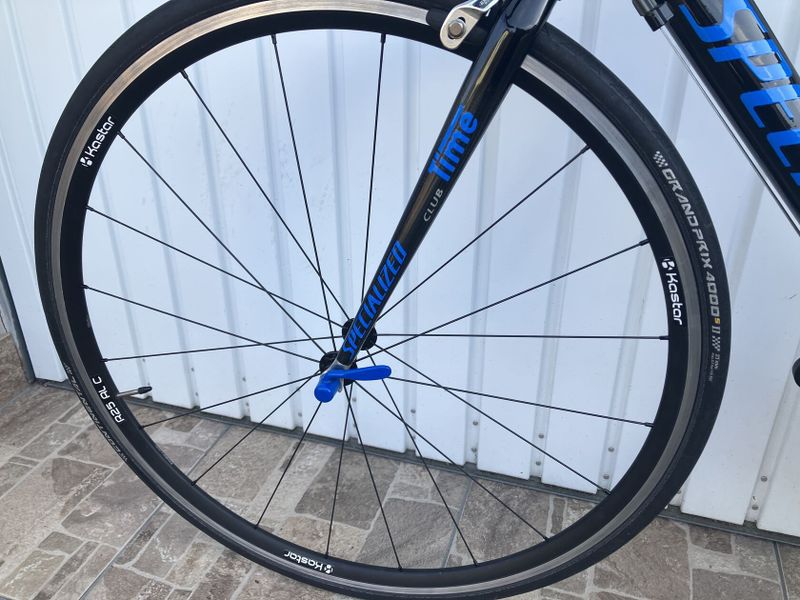 MALÉ SILNIČNÍ KOLO SPECIALIZED