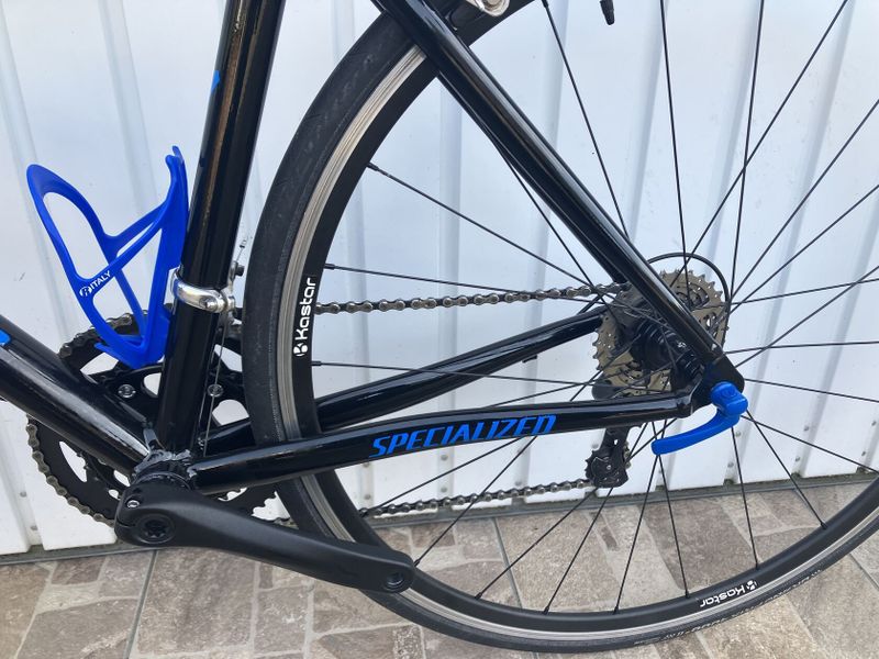 MALÉ SILNIČNÍ KOLO SPECIALIZED