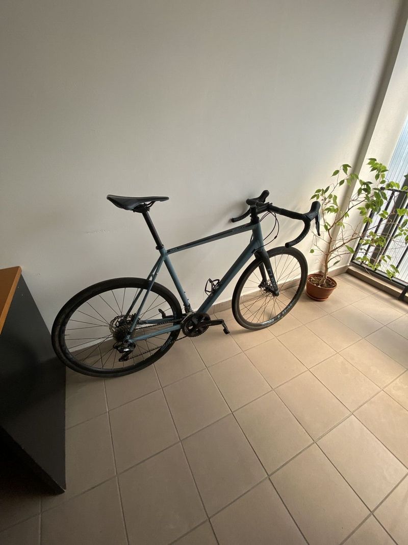 Cube Nuroad Race, vel 61 