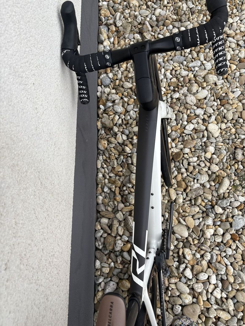 Scott Addict RC 10 pearl white 2021