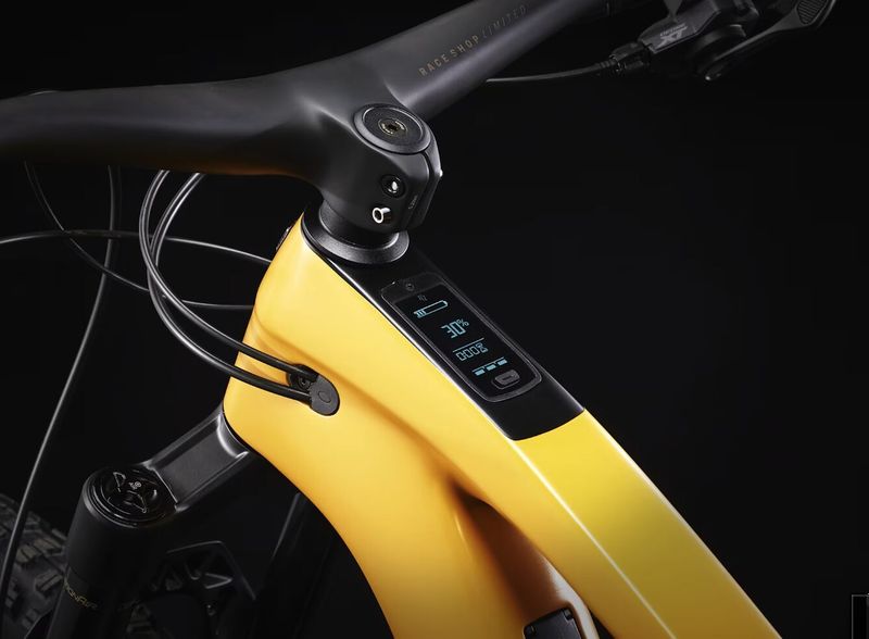 TREK Fuel EXe 9.8 XT-původní cena- 261 490 kč