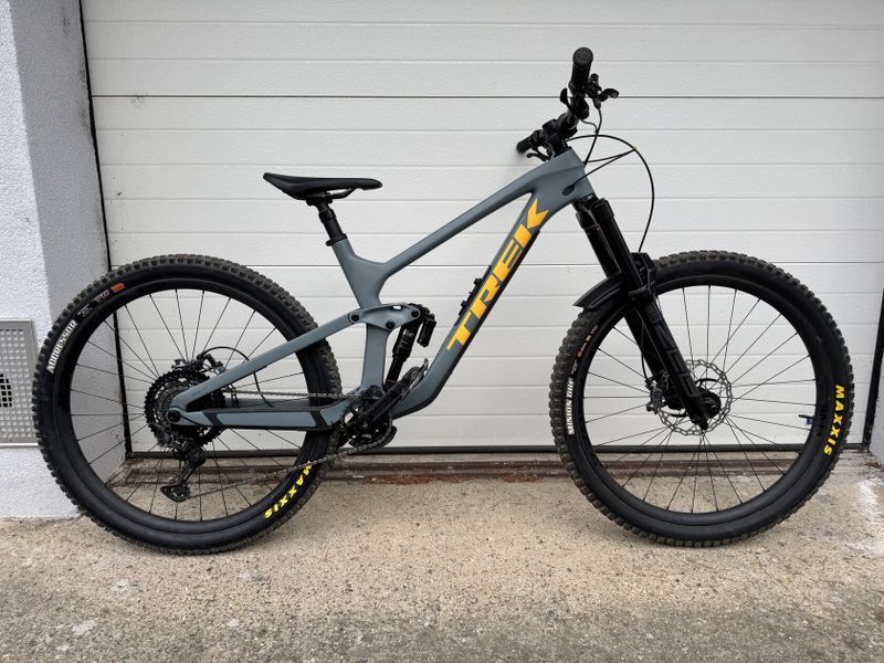 Trek Slash 9.8 XT vel. L