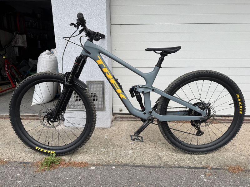 Trek Slash 9.8 XT vel. L