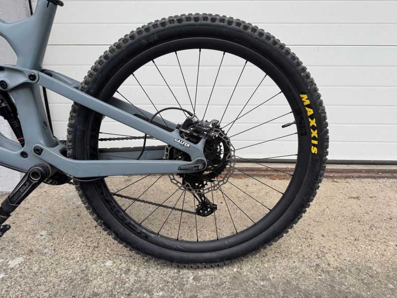 Trek Slash 9.8 XT vel. L