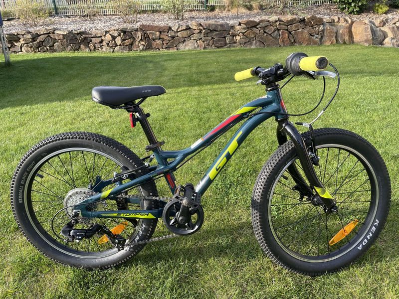 Dětské kolo GT Stomper Prime 20"